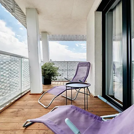 Sikorskiego With Free Garage By Renters Prestige Διαμέρισμα