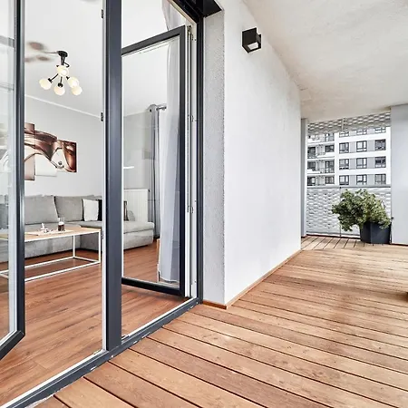 Διαμέρισμα Sikorskiego With Free Garage By Renters Prestige *