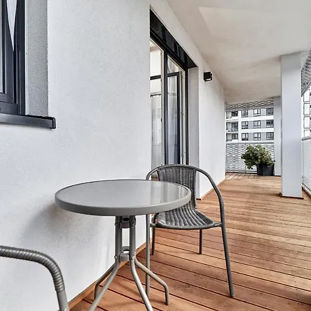 Sikorskiego With Free Garage By Renters Prestige Βρότσλαβ