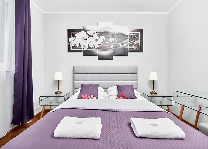 Sikorskiego With Free Garage By Renters Prestige Appartement *