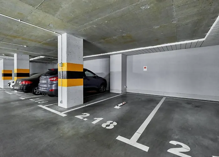 Sikorskiego With Free Garage By Renters Prestige *