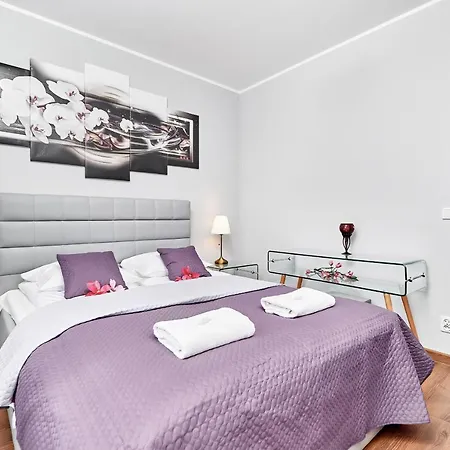 Apartamento Sikorskiego With Free Garage By Renters Prestige