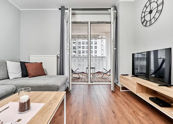 Sikorskiego With Free Garage By Renters Prestige Apartman