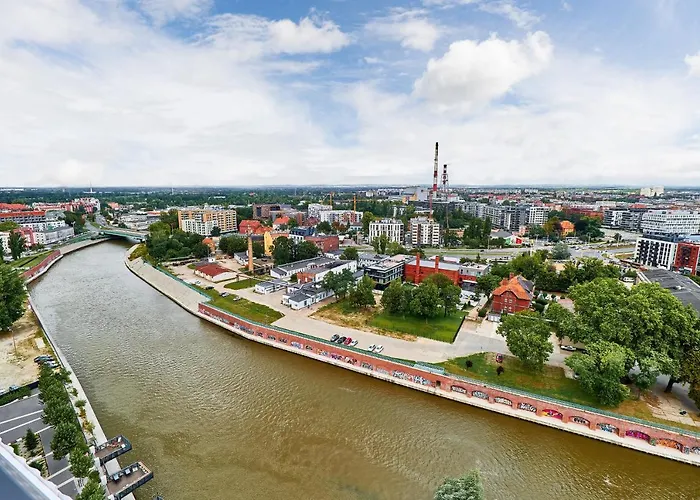 Sikorskiego With Free Garage By Renters Prestige Wrocław