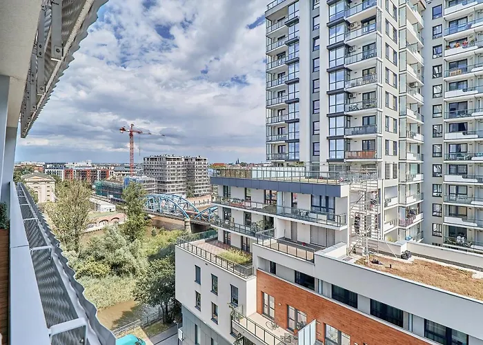 Sikorskiego With Free Garage By Renters Prestige Apartment *